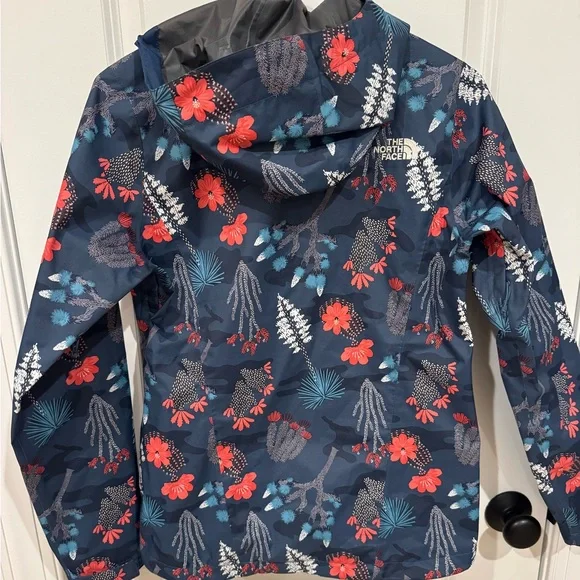 North Face womens rain jacket - Picture 4 of 4